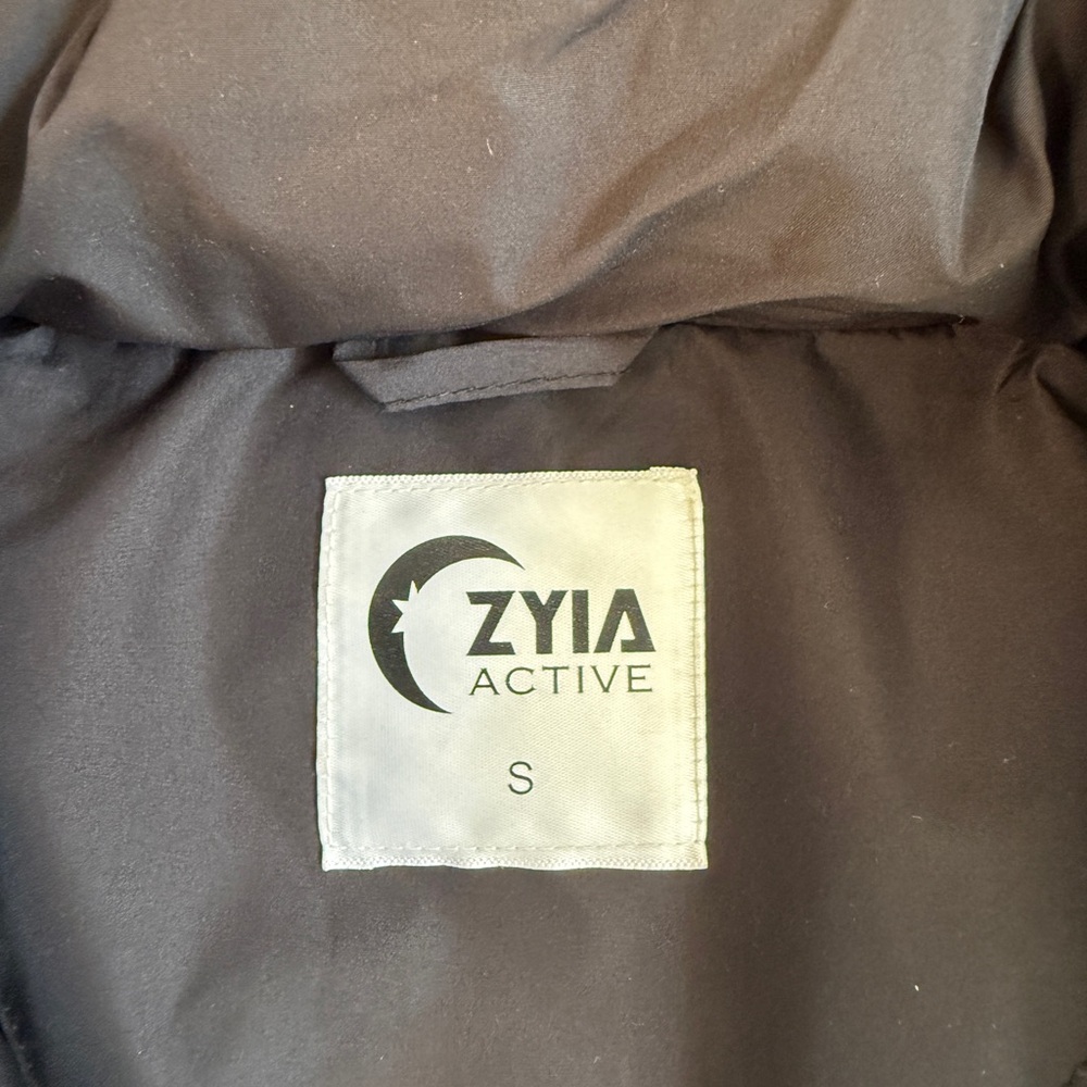 ZYIA Black Puffer Jacket Womens small - Picture 3 of 7